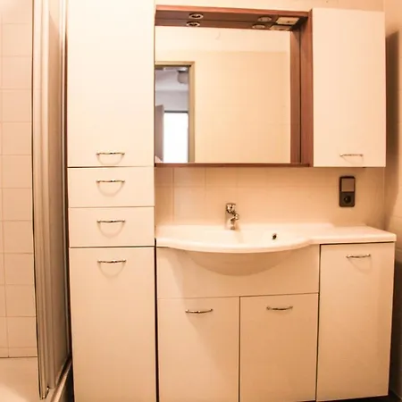 Alpz By We Rent *